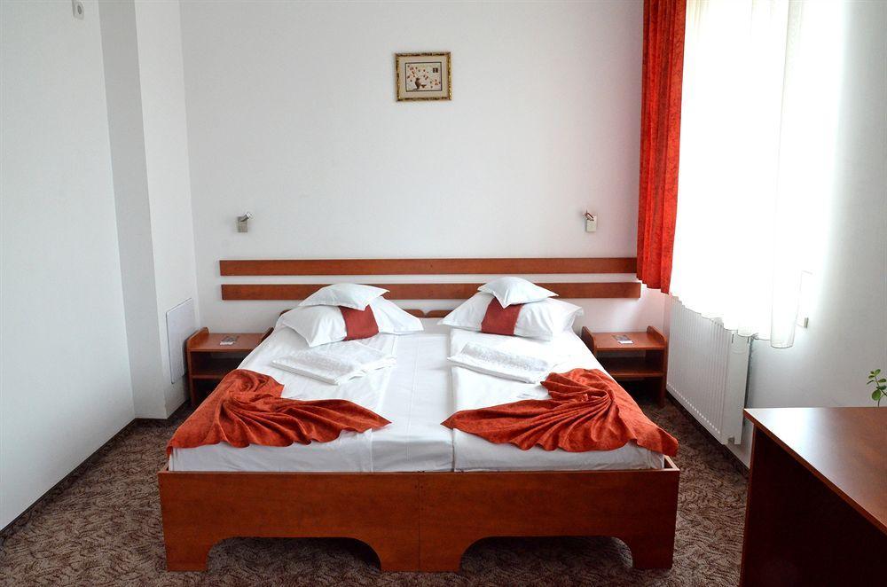 Hotel Alexis